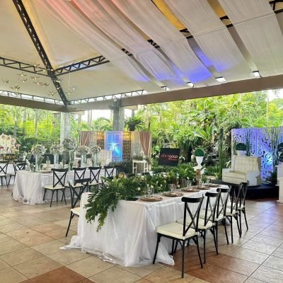 Debut Catering Services by Richgold